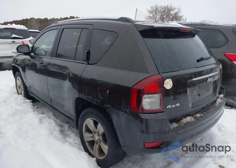 2014 Jeep Compass Sport z USA, uszkodzony, nr VIN 1C4NJDBB2ED591974